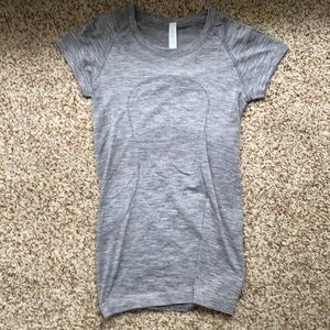 Gray lululemon short sleeve